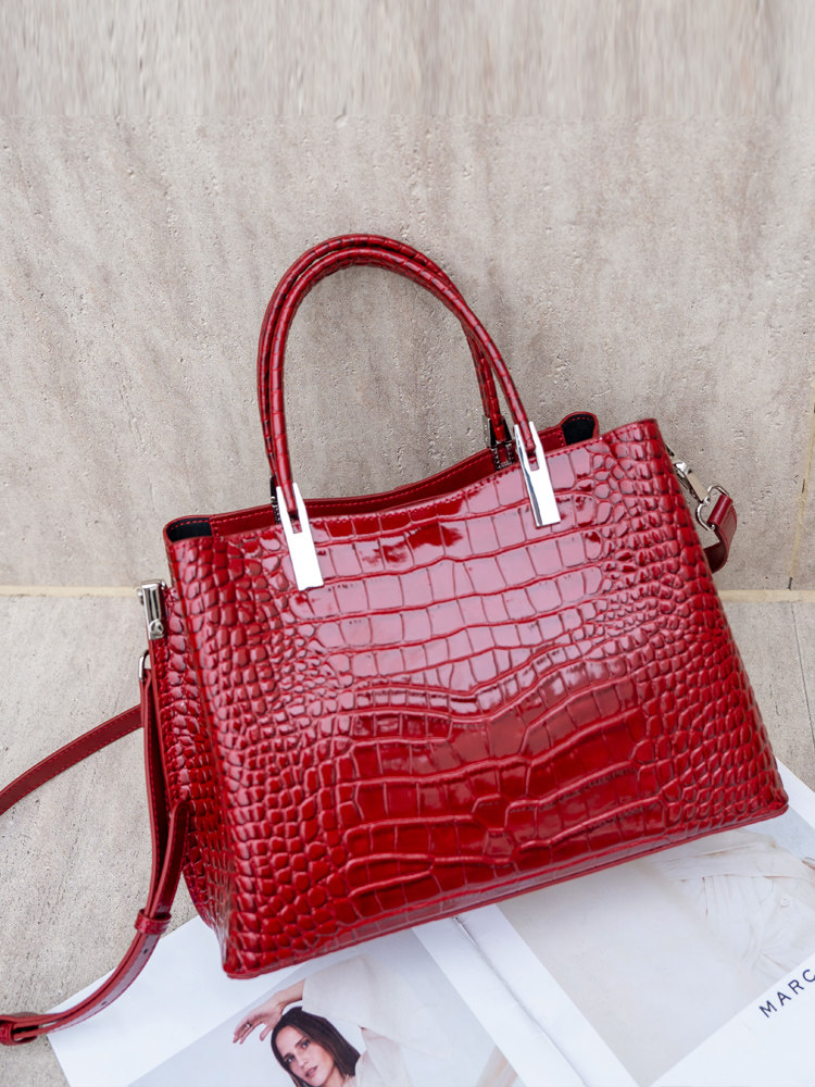 아이드라니 여성용 악어 무늬 토트백, 천연 소가죽 소재 - Leatherwork Designs 리뷰 및 가격